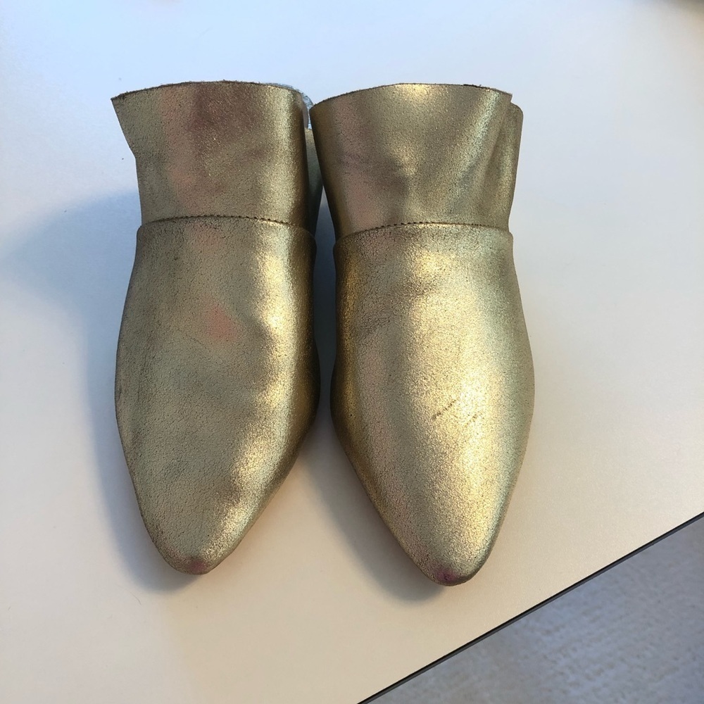 Free People Gold Flats
